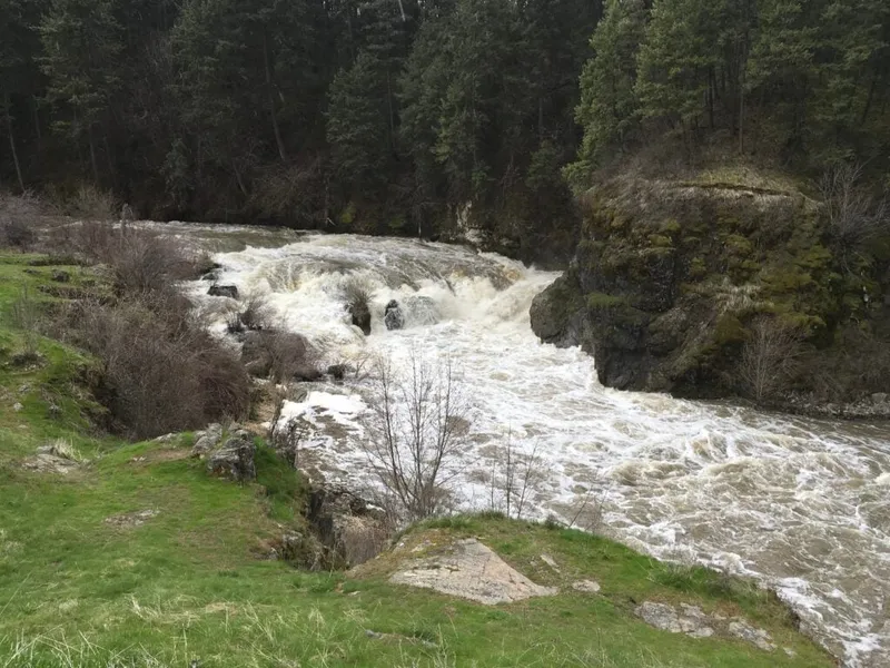 Kettle Falls Adventist Church featured