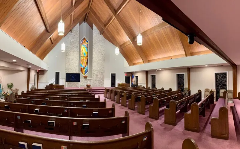 Lake Nelson Seventh-day Adventist Church featured
