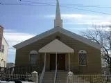 Soundview Spanish Seventh-day Adventist Church exterior